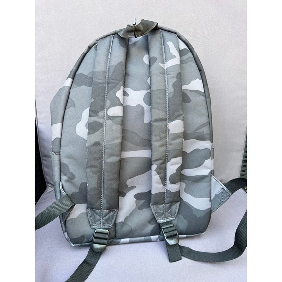 Herschel Classic Backpack Standard 20L Grey Black Camo - Picture 13 of 14